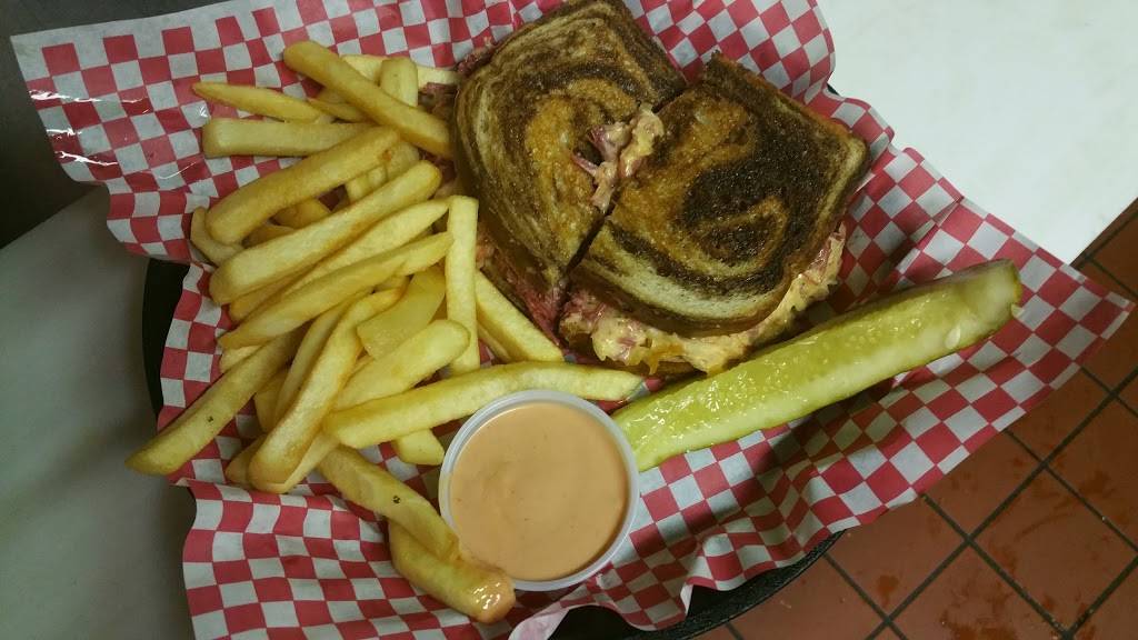 J&A Tap | restaurant | 440 N Dubuque St, North Liberty, IA 52317, USA | 3196263033 OR +1 319-626-3033