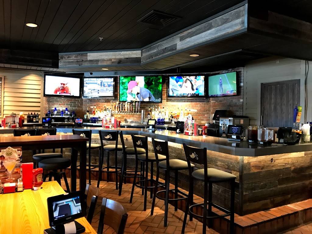 Chilis Grill & Bar | restaurant | 8285 Fletcher Pkwy, La Mesa, CA 91942, USA | 6195899890 OR +1 619-589-9890