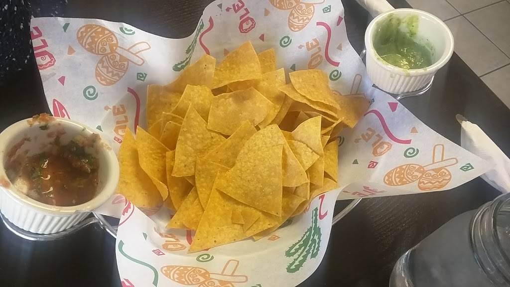 El Guacamole | restaurant | 7795-7797 S Main St, Pine Plains, NY 12567, USA | 5187713330 OR +1 518-771-3330