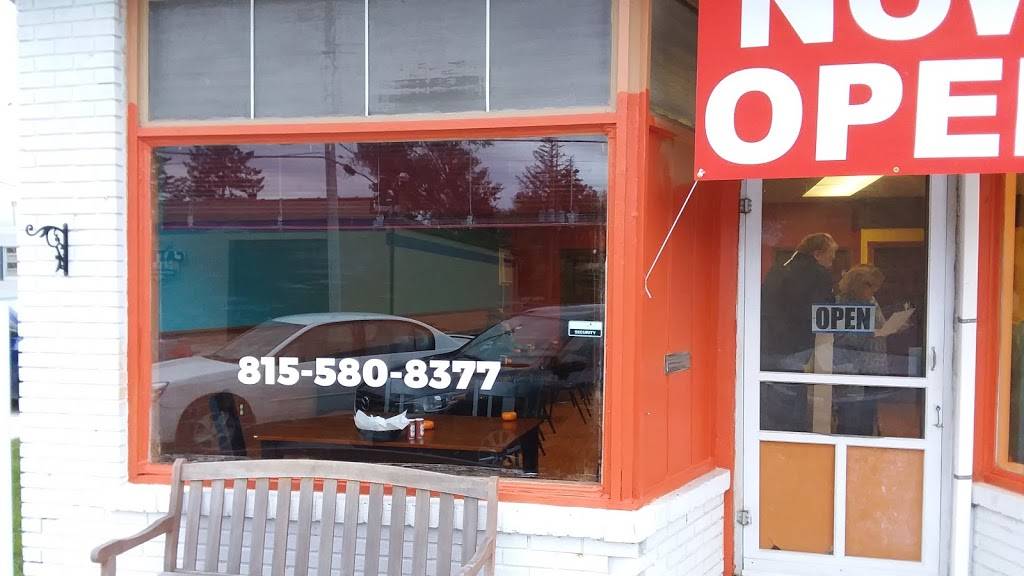 Tia Nanas Taco Stand | restaurant | 106 Cherry St, Cherry Valley, IL 61016, USA | 8155808377 OR +1 815-580-8377