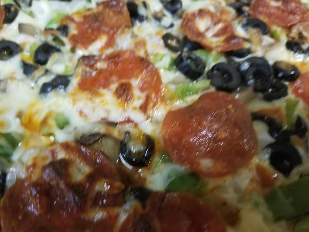 Balistreri Brothers Pizza | restaurant | 3815 S 108th St, Greenfield, WI 53228, USA | 4145430707 OR +1 414-543-0707