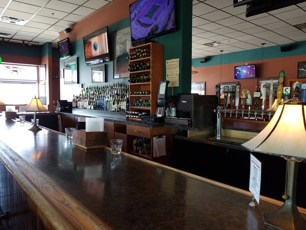 The Rush Inn Bar & Grille | restaurant | 35840 Chester Rd, Avon, OH 44011, USA | 4409373252 OR +1 440-937-3252