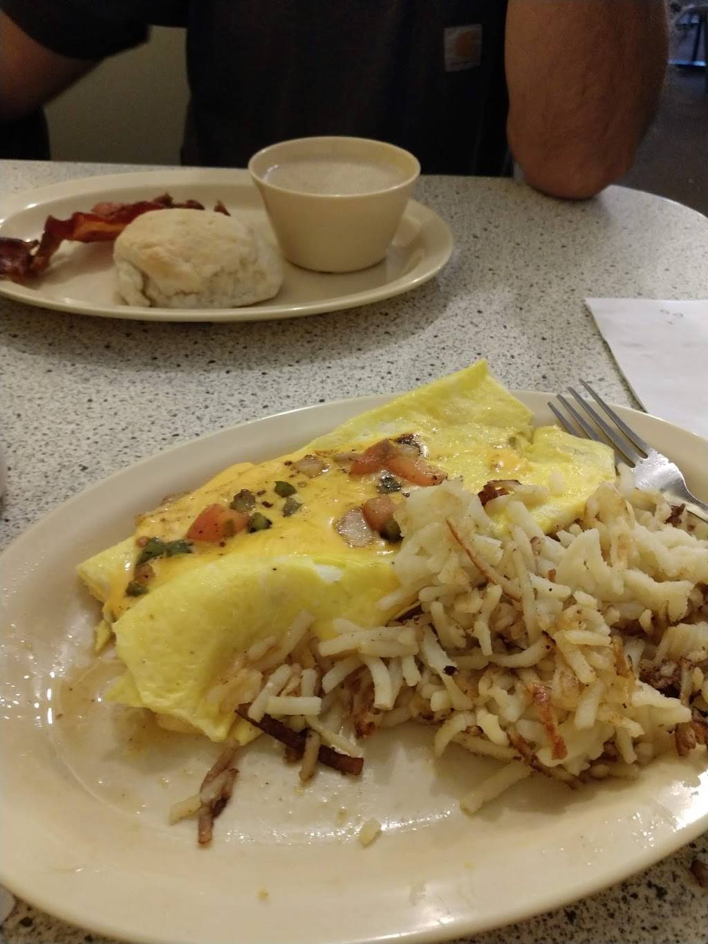 Bluff City Diner | restaurant | 4267 Bluff City Hwy, Bluff City, TN 37618, USA | 4235380500 OR +1 423-538-0500