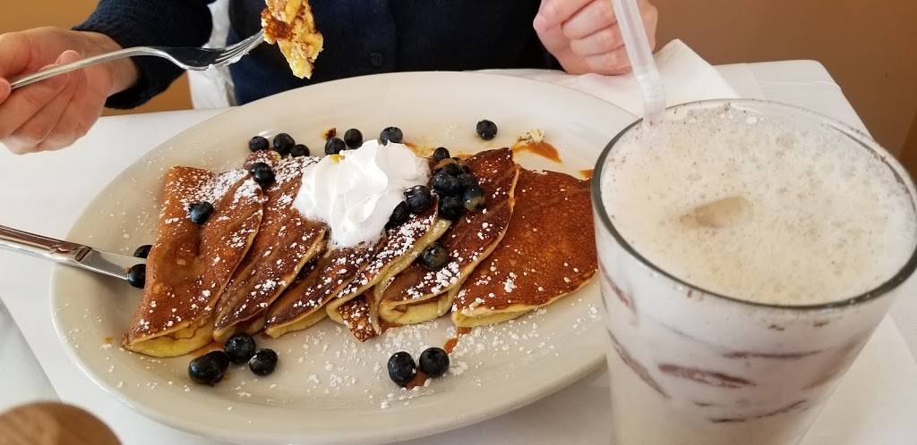 Breakfast House | restaurant | 3001 N Ashland Ave, Chicago, IL 60657, USA | 7736665522 OR +1 773-666-5522