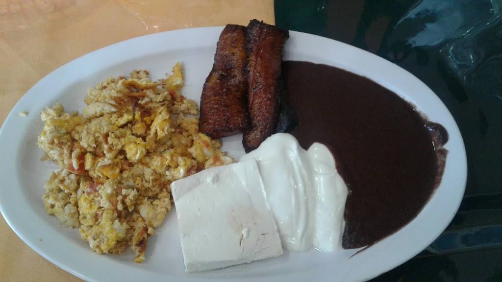 El Trebol | bakery | 3731 Pico Blvd, Los Angeles, CA 90019, USA | 3237316995 OR +1 323-731-6995