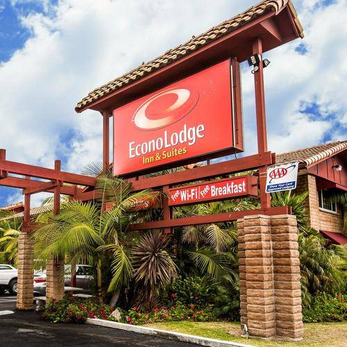 Econo Lodge Inn & Suites Near Legoland | restaurant | 3666 Pio Pico Dr, Carlsbad, CA 92008, USA | 7607294941 OR +1 760-729-4941