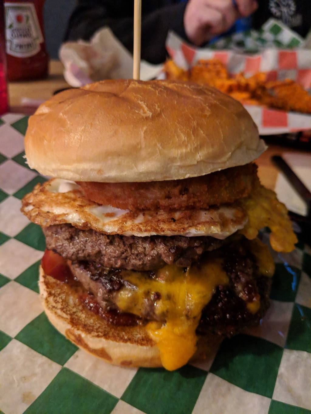 American Burger Co. | restaurant | 1500 W Morehead St c, Charlotte, NC 28208, USA | 7043327333 OR +1 704-332-7333