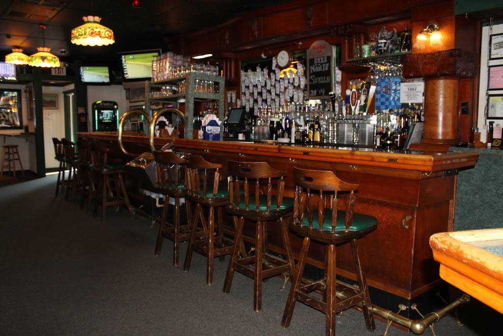 Stellas Black Dog Tavern | restaurant | 860 Fralick St, Plymouth, MI 48170, USA | 7342079656 OR +1 734-207-9656