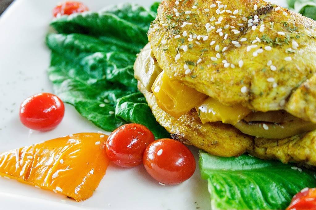 SAVTAs | restaurant | 16775 Yonge St #5, Newmarket, ON L3Y 8J4, Canada | 4164790256 OR +1 416-479-0256