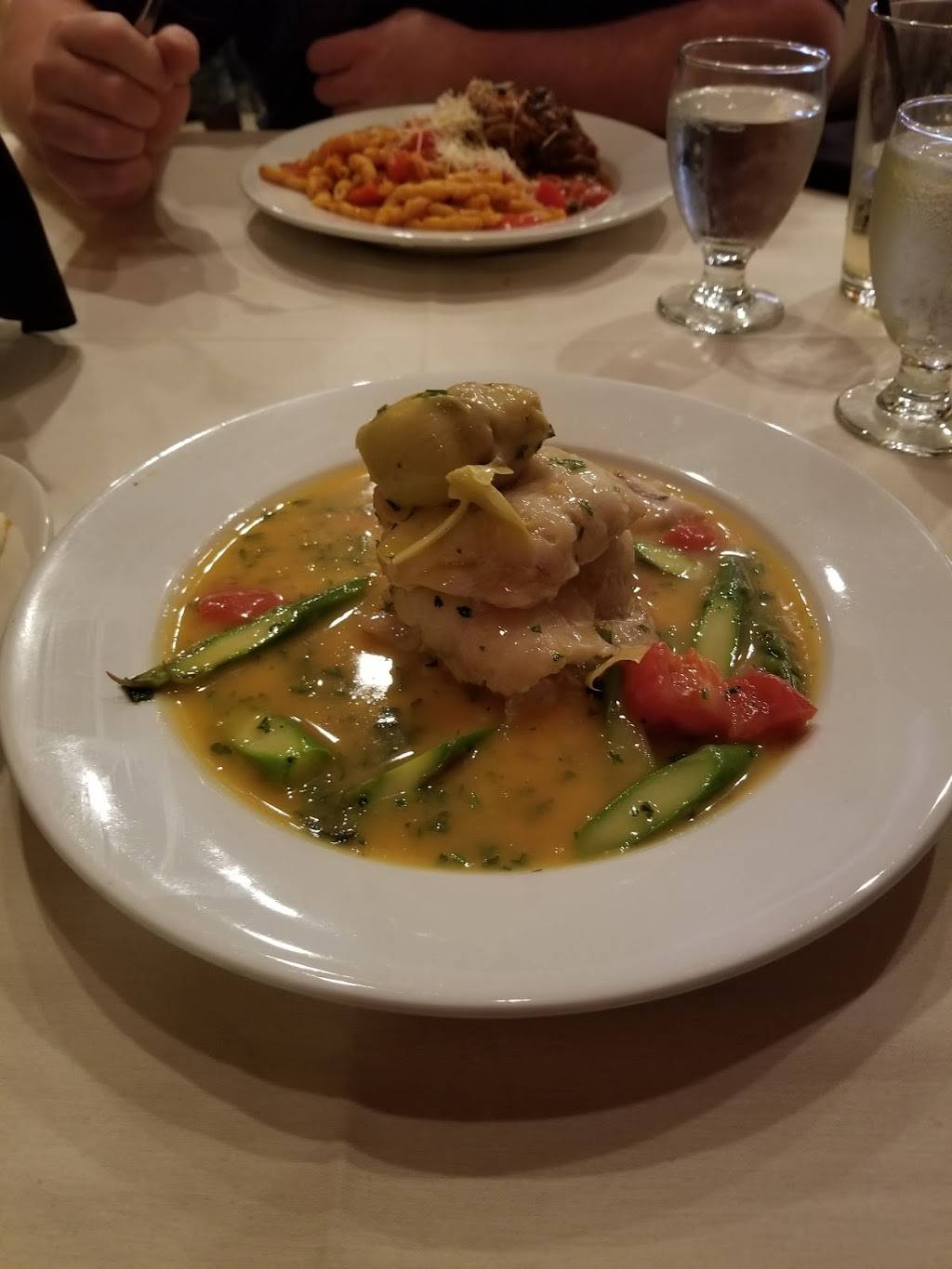 Petrillos Italian Kitchen | restaurant | 6 Foster St, Peabody, MA 01960, USA | 9789775330 OR +1 978-977-5330