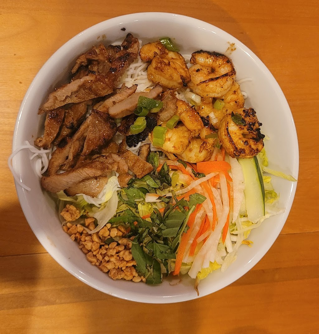 The Pho House - Viet Kitchen and Cafe | cafe | 608 E Grand Ave, Hot Springs, AR 71901, USA | 5017014007 OR +1 501-701-4007