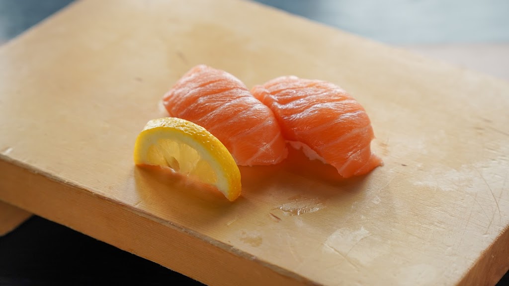 Ten Sushi | restaurant | 3928 Factoria Square Mall SE #B4, Bellevue, WA 98006, USA | 4257474413 OR +1 425-747-4413