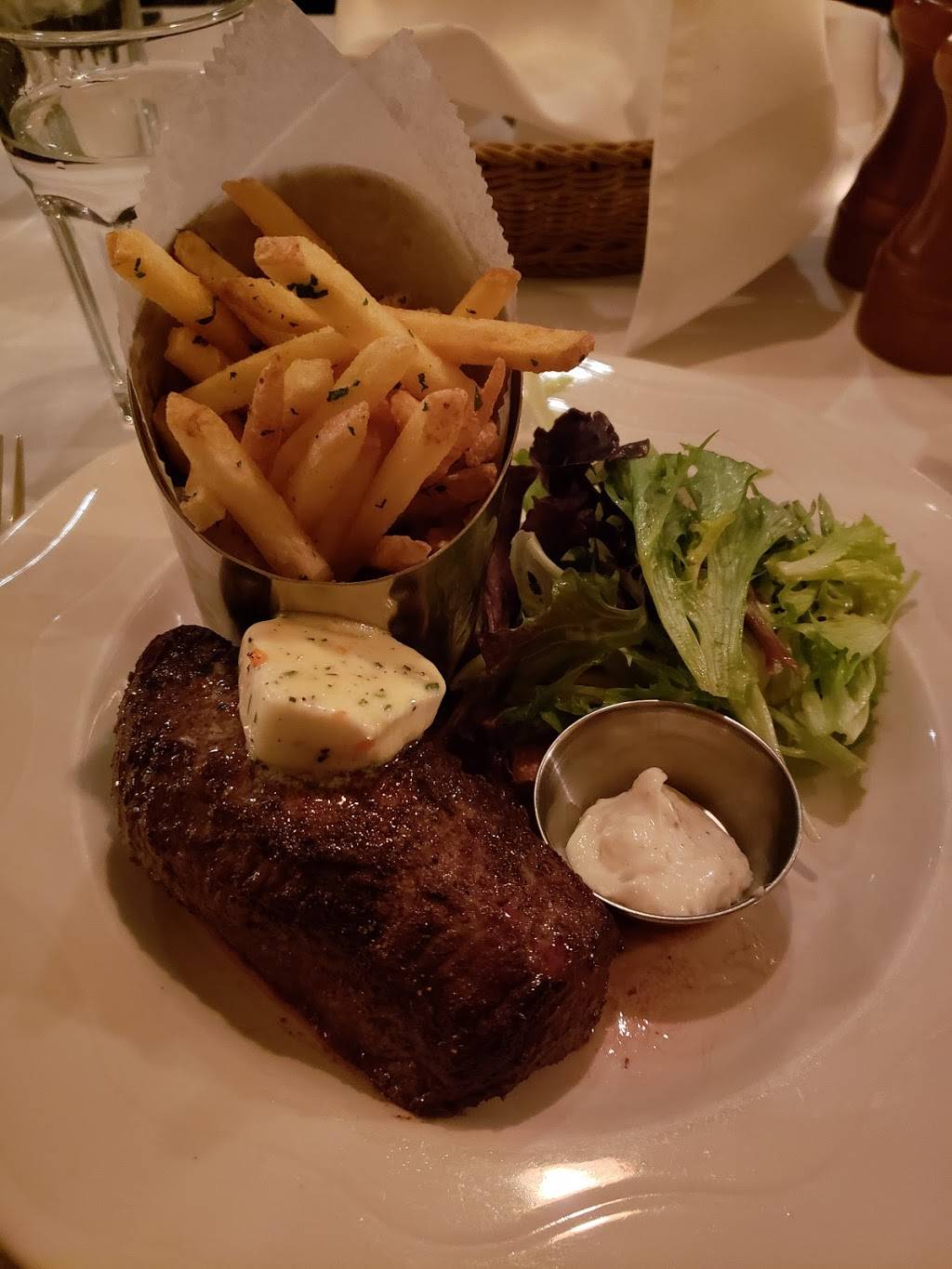 La Merise French Bistro | restaurant | 2700 E 3rd Ave, Denver, CO 80206, USA | 7205964360 OR +1 720-596-4360