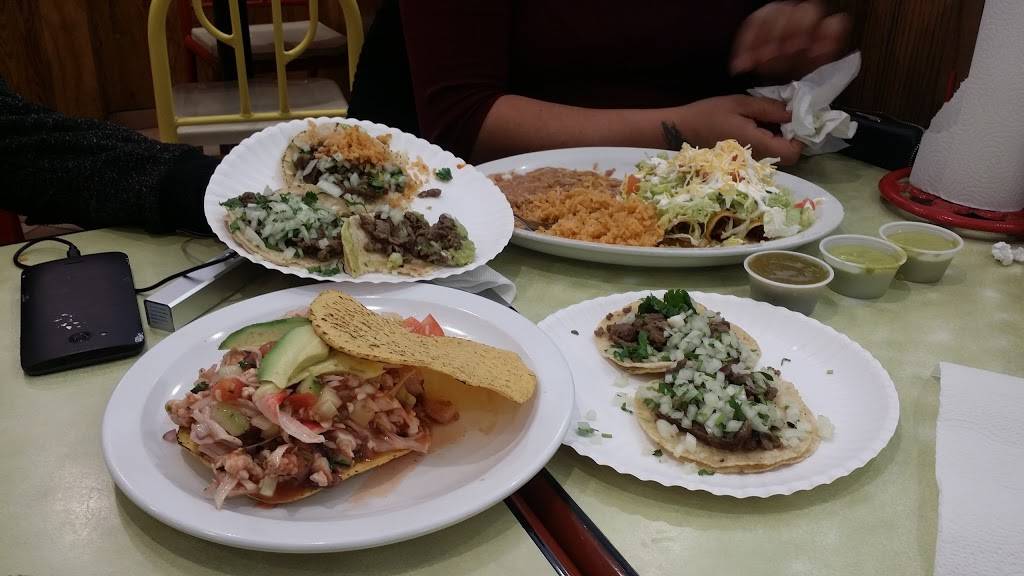 Wendys | restaurant | 4964 Federal Blvd, Denver, CO 80221, USA | 3034779806 OR +1 303-477-9806