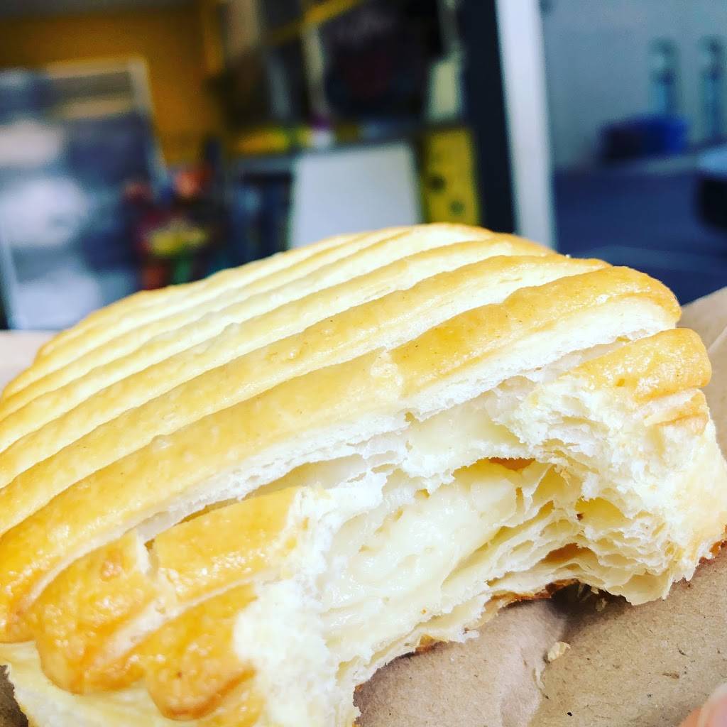 Yummy Yummy Bakery And Sandwich | cafe | 11 Commercial Blvd, Novato, CA 94949, USA | 4158832709 OR +1 415-883-2709