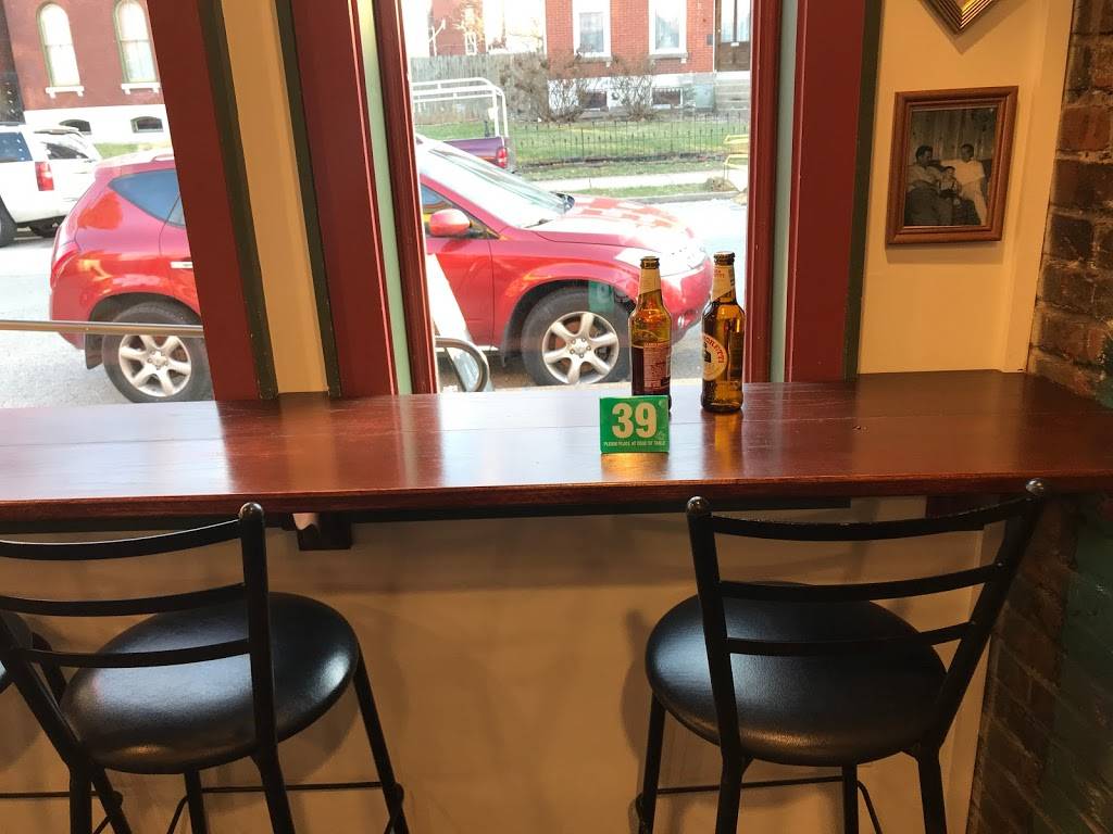 Melos Pizzeria | restaurant | 2438 McNair Rear, St. Louis, MO 63104, USA | 3148334489 OR +1 314-833-4489