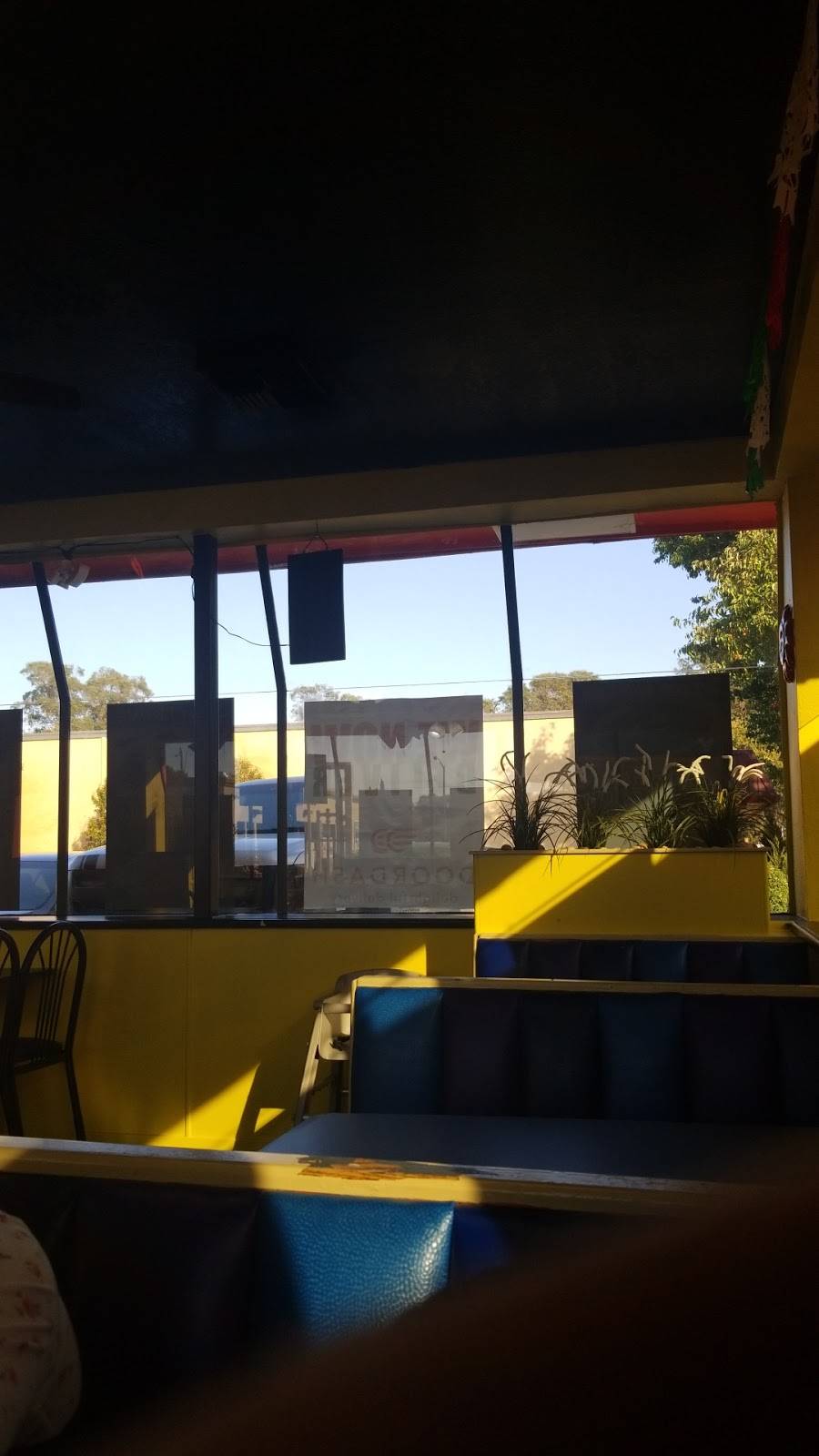 Taco Exxpress | restaurant | 1730 W Texas St, Fairfield, CA 94533, United States | 7076399666 OR +1 707-639-9666