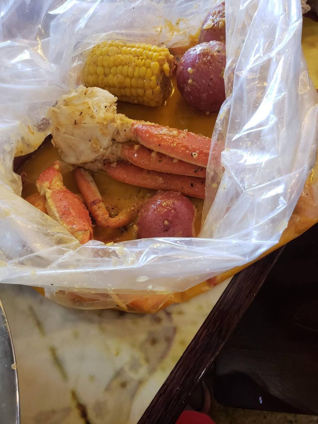 7Spice Cajun Seafood | restaurant | 10255 North Fwy, Houston, TX 77037, USA | 2814477742 OR +1 281-447-7742