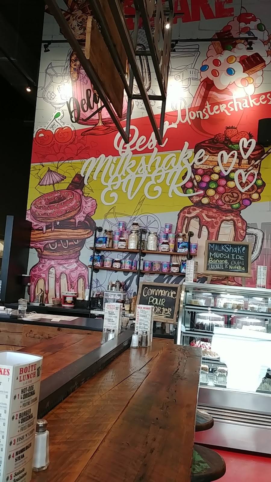 Rockstar Burger Bar | restaurant | 130 Montée Masson, Mascouche, QC J7K 3B5, Canada | 4504743575 OR +1 450-474-3575