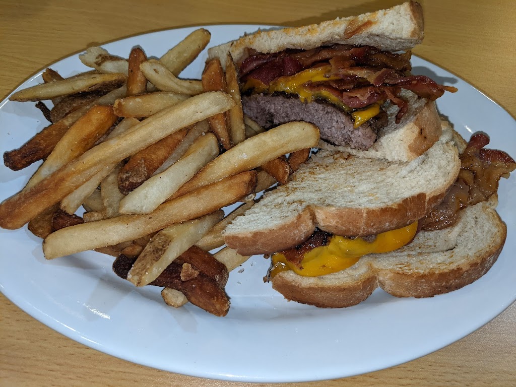 Moment Diner | restaurant | 1201 Emancipation Hwy, Fredericksburg, VA 22401, USA | 5409406285 OR +1 540-940-6285