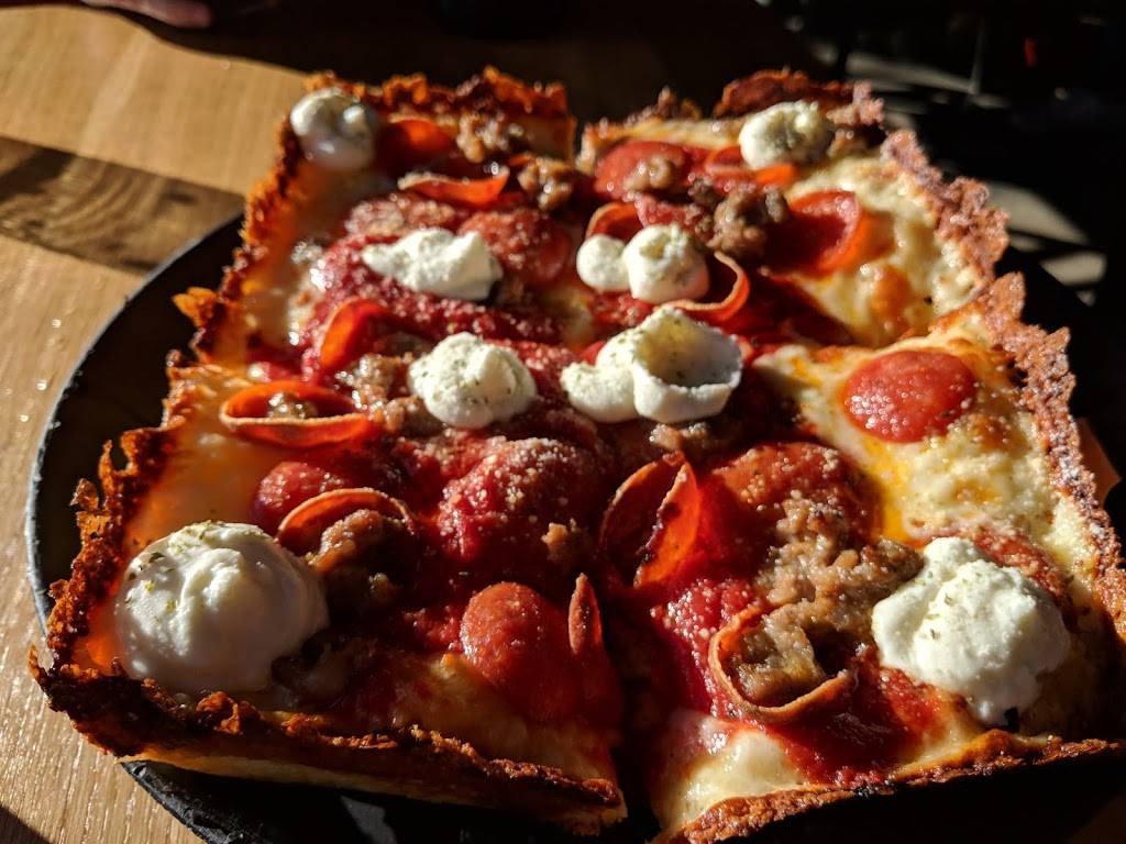 Blue Pan Pizza Congress Park | restaurant | 3509 12th Ave, Denver, CO 80206, USA | 7205190944 OR +1 720-519-0944