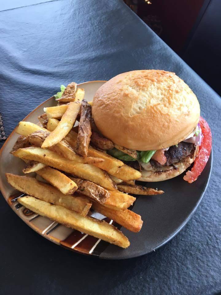 Cowbells | restaurant | 205 Columbus St, Lowell, WI 53557, USA | 9209270123 OR +1 920-927-0123