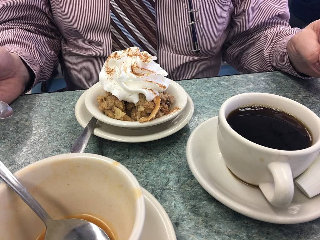 Bobs Restaurant | restaurant | 2 James St, Hudson, NY 12534, USA | 5188229298 OR +1 518-822-9298