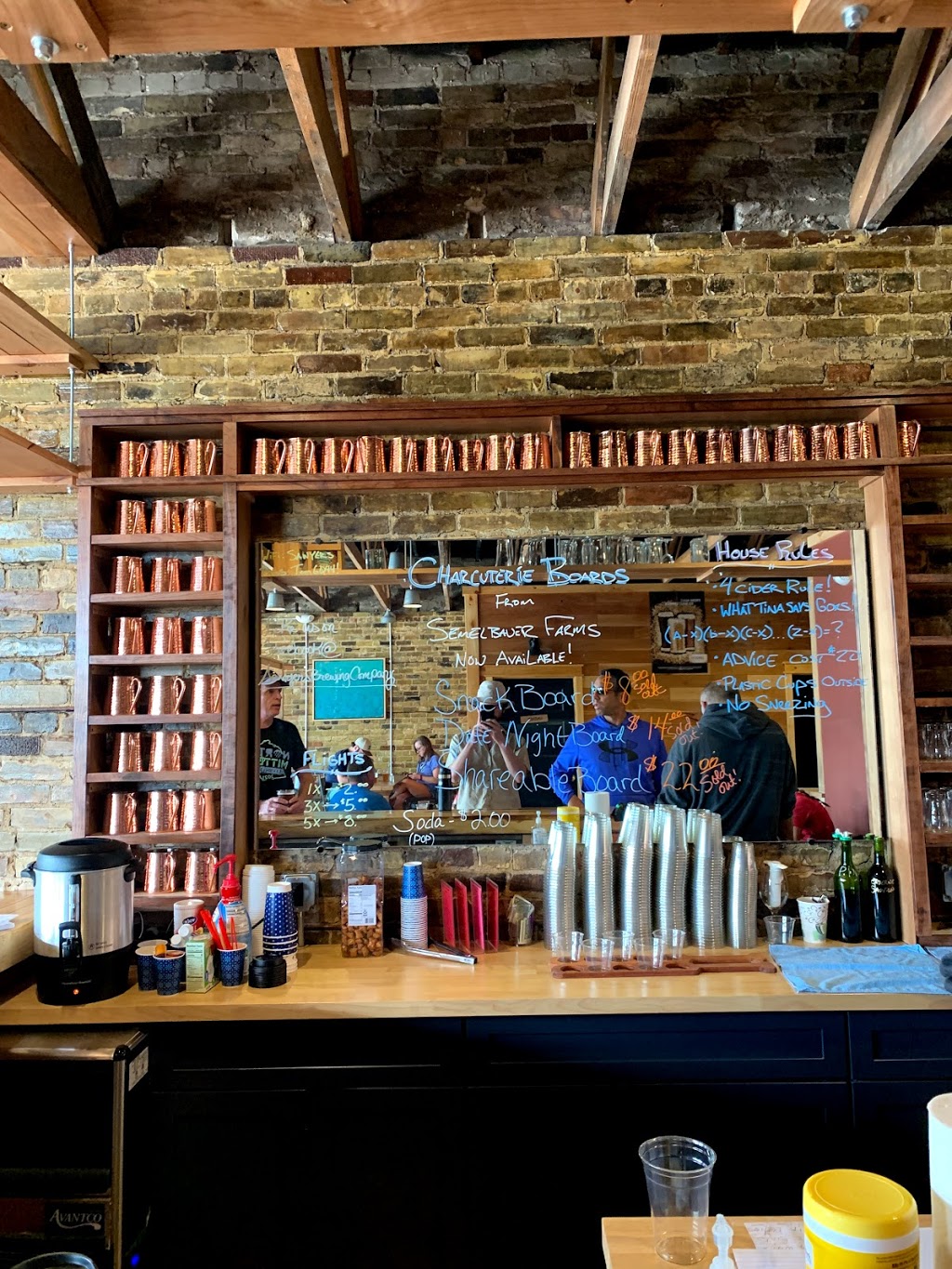 Sawyers Brewing Company | restaurant | 4574 Dowling St, Montague, MI 49437, USA | 2318556044 OR +1 231-855-6044