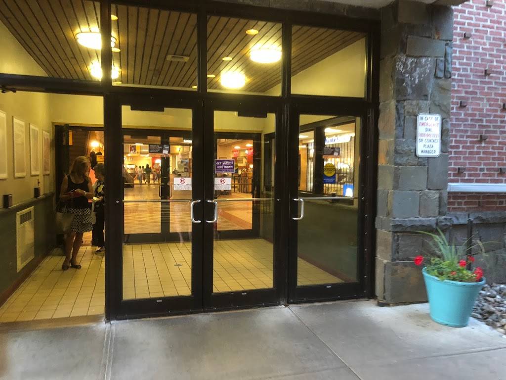 Sbarro | restaurant | New York State Thruway Mile Marker, 33 North, Sloatsburg, NY 10974, USA | 8457532701 OR +1 845-753-2701