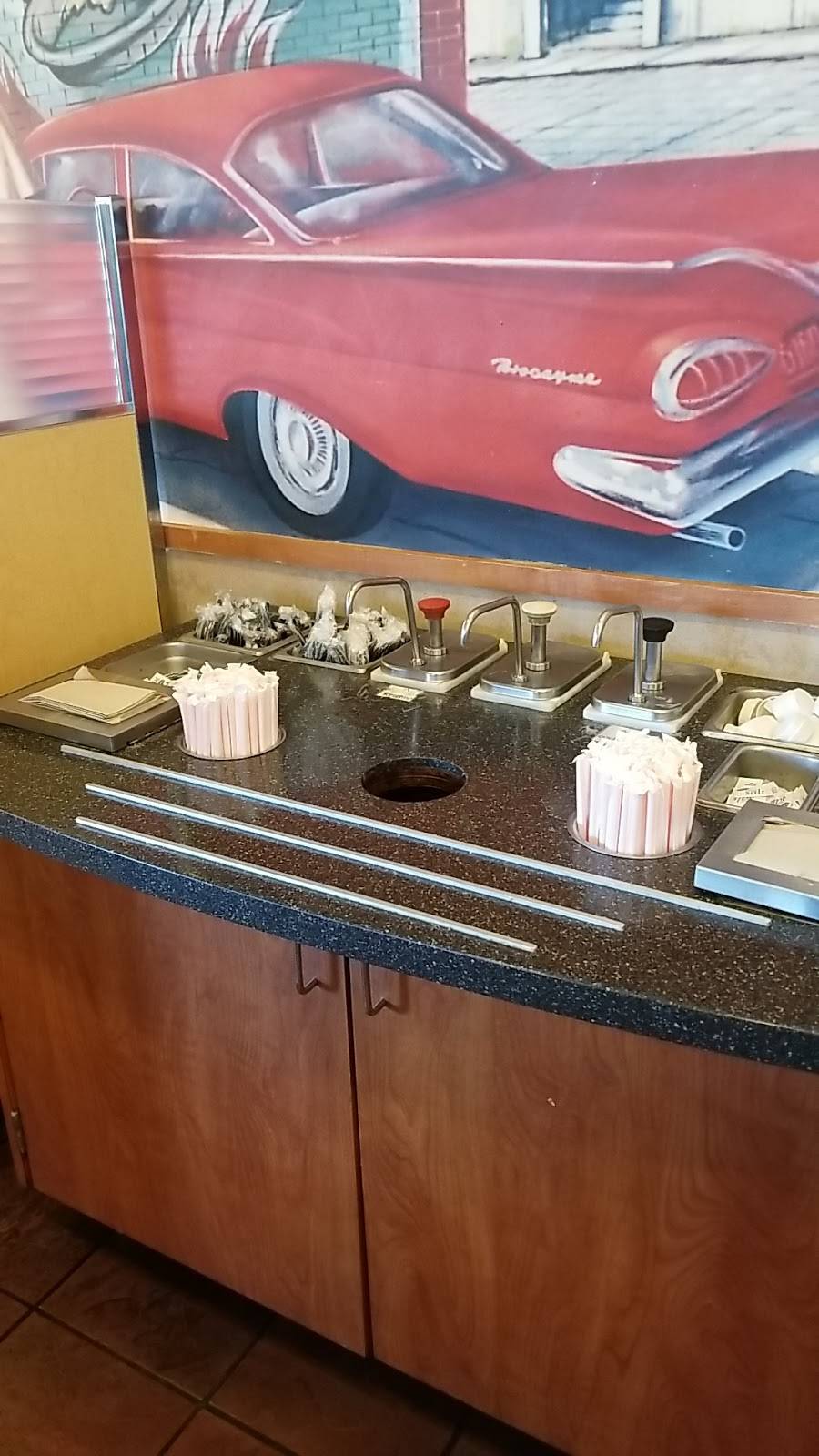 Long John Silvers | restaurant | 2741 SW 29th St, Oklahoma City, OK 73119, USA | 4056326102 OR +1 405-632-6102