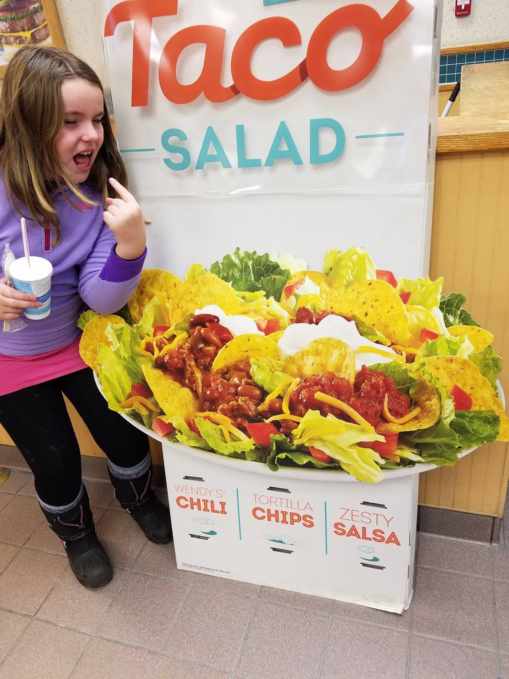 Wendys | restaurant | 1665 Andover St, Tewksbury, MA 01876, USA | 9788580400 OR +1 978-858-0400