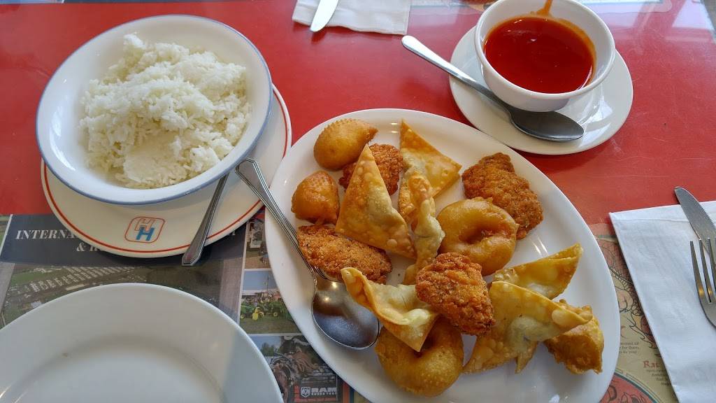 Lucky Wok Restaurant | restaurant | 4 Talbot Rd E, Wheatley, ON N0P 2P0, Canada | 5198253200 OR +1 519-825-3200