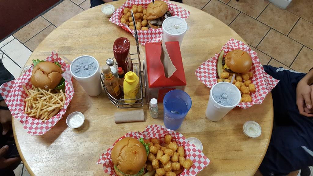 Big Dawgz Burgers | restaurant | 511 2nd Street C, Yuba City, CA 95991, USA | 5303298639 OR +1 530-329-8639