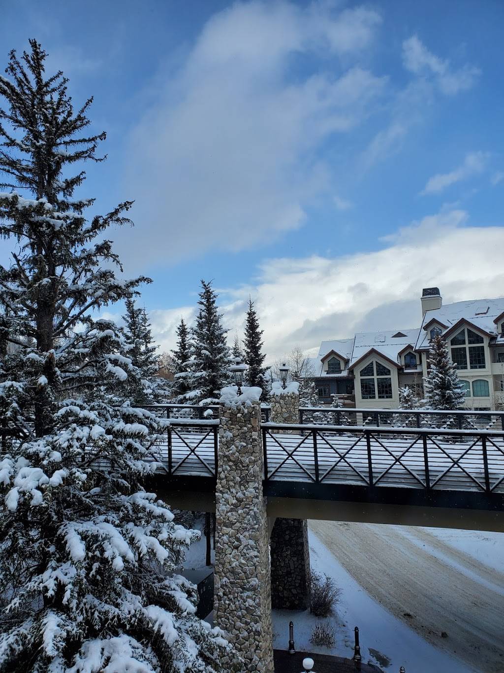 Alpine and Antlers at Beaver Creek Lodge | restaurant | 26 Avondale Ln, Beaver Creek, CO 81620, USA | 9709491300 OR +1 970-949-1300