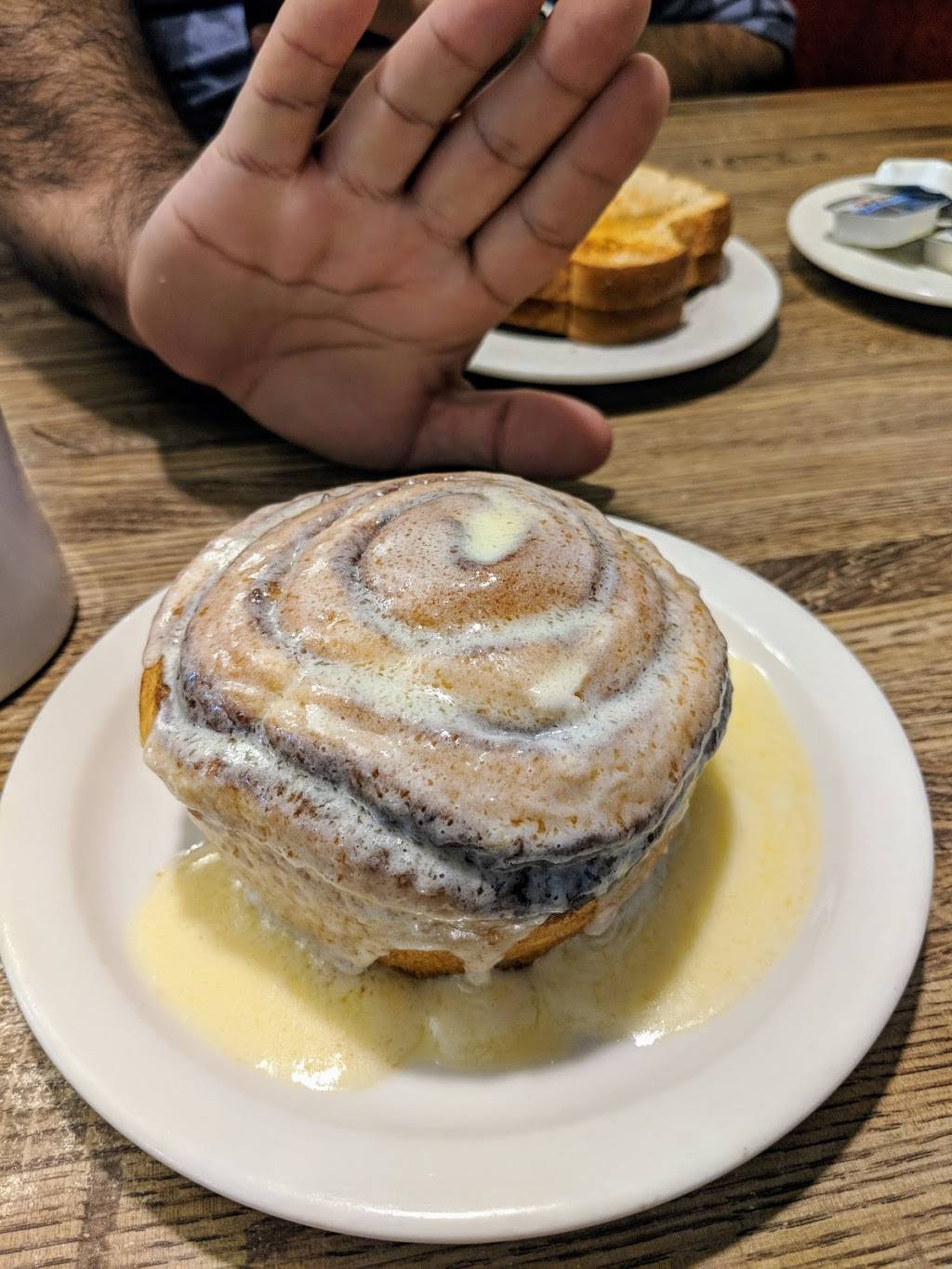 Circle Grill | restaurant | 3701 N Buckner Blvd, Dallas, TX 75228, USA | 2143274140 OR +1 214-327-4140