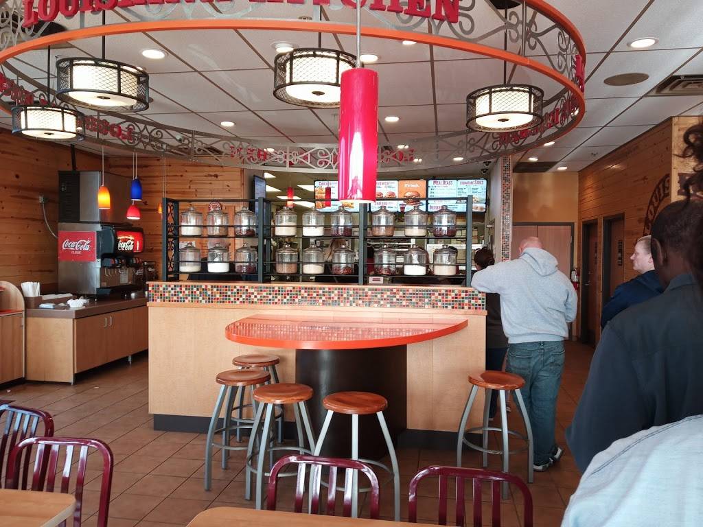 Popeyes Louisiana Kitchen | restaurant | 16420 Meridian E, Puyallup, WA 98375, USA | 2534350850 OR +1 253-435-0850
