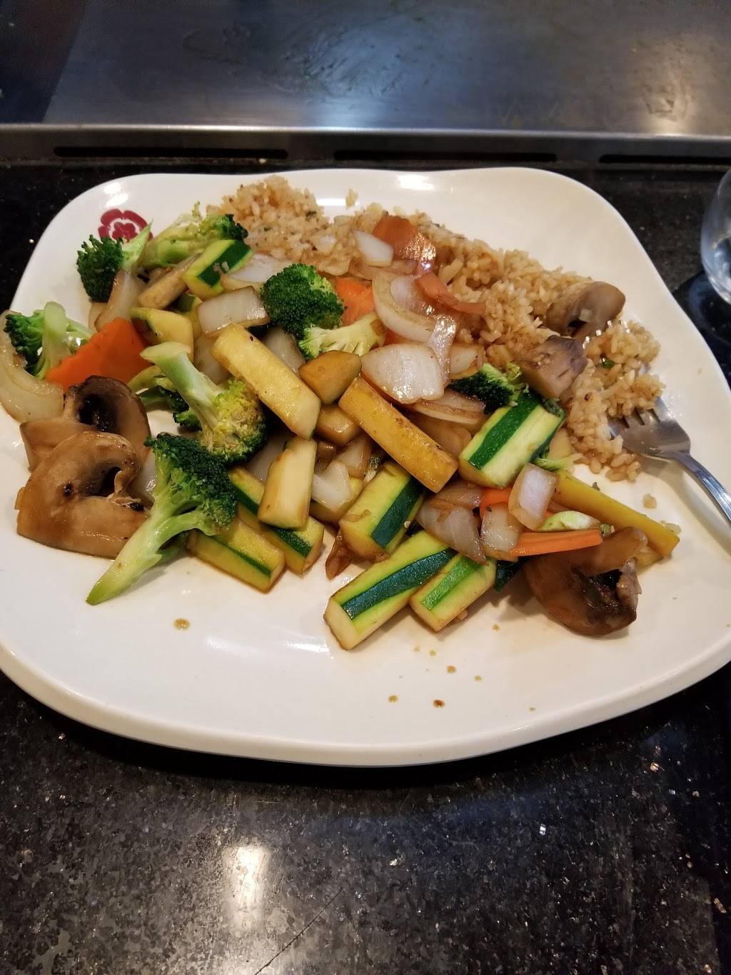 Sakura 2 | restaurant | 6749 S Westnedge Ave, Portage, MI 49002, USA | 2693276666 OR +1 269-327-6666