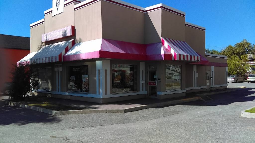 PFK | meal takeaway | 347 Boulevard Saint-Joseph, Hull, QC J8Y 3Z3, Canada | 8197775544 OR +1 819-777-5544