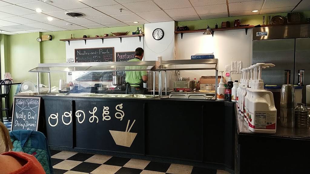 Noodles and Pearls | restaurant | 26 Pleasant St, Concord, NH 03301, USA | 6032241000 OR +1 603-224-1000