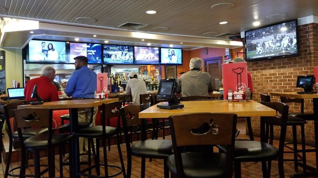 Chilis Grill & Bar | restaurant | 209 State Farm Pkwy, Homewood, AL 35209, USA | 2059423129 OR +1 205-942-3129