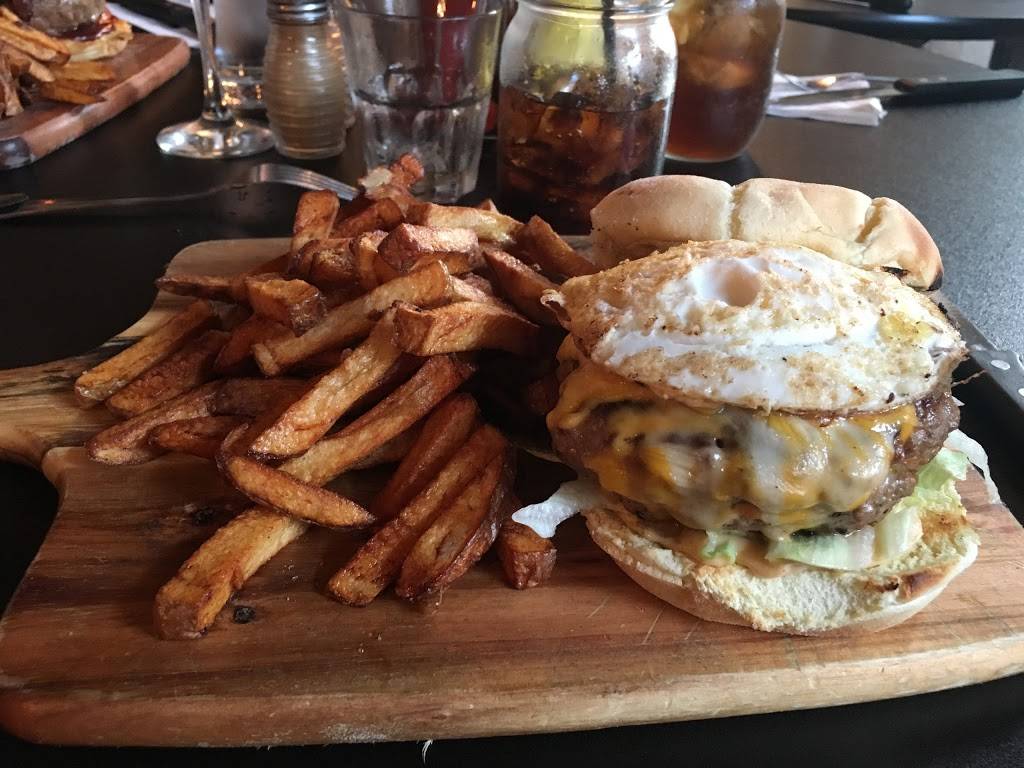 Barrel 67 | restaurant | 67 Murray St, Amherstburg, ON N9V 1H8, Canada | 5197367227 OR +1 519-736-7227