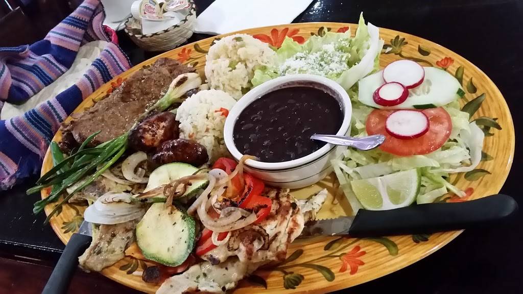 Las Delicias Restaurant | restaurant | 4010 W Montrose Ave, Chicago, IL 60641, USA | 7736854142 OR +1 773-685-4142