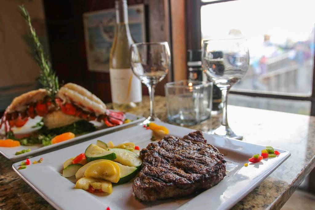 Sculleys Seafood Restaurant | restaurant | 190 Boardwalk, Madeira Beach, FL 33708, USA | 7272584820 OR +1 727-258-4820