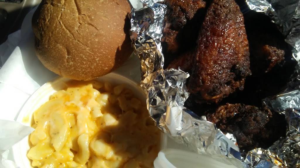 Sweetwater Express | restaurant | 15640 W McNichols Rd, Detroit, MI 48235, USA | 3132722500 OR +1 313-272-2500