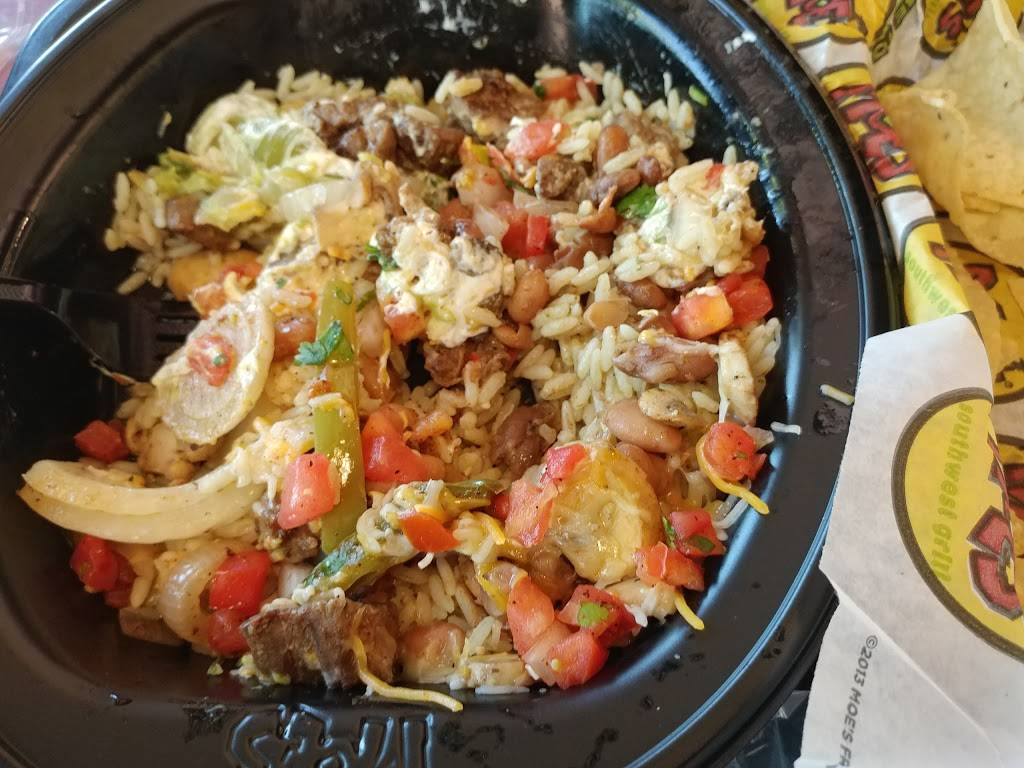 Moes Southwest Grill | restaurant | 2015 Boundary St, Beaufort, SC 29902, USA | 8433794334 OR +1 843-379-4334