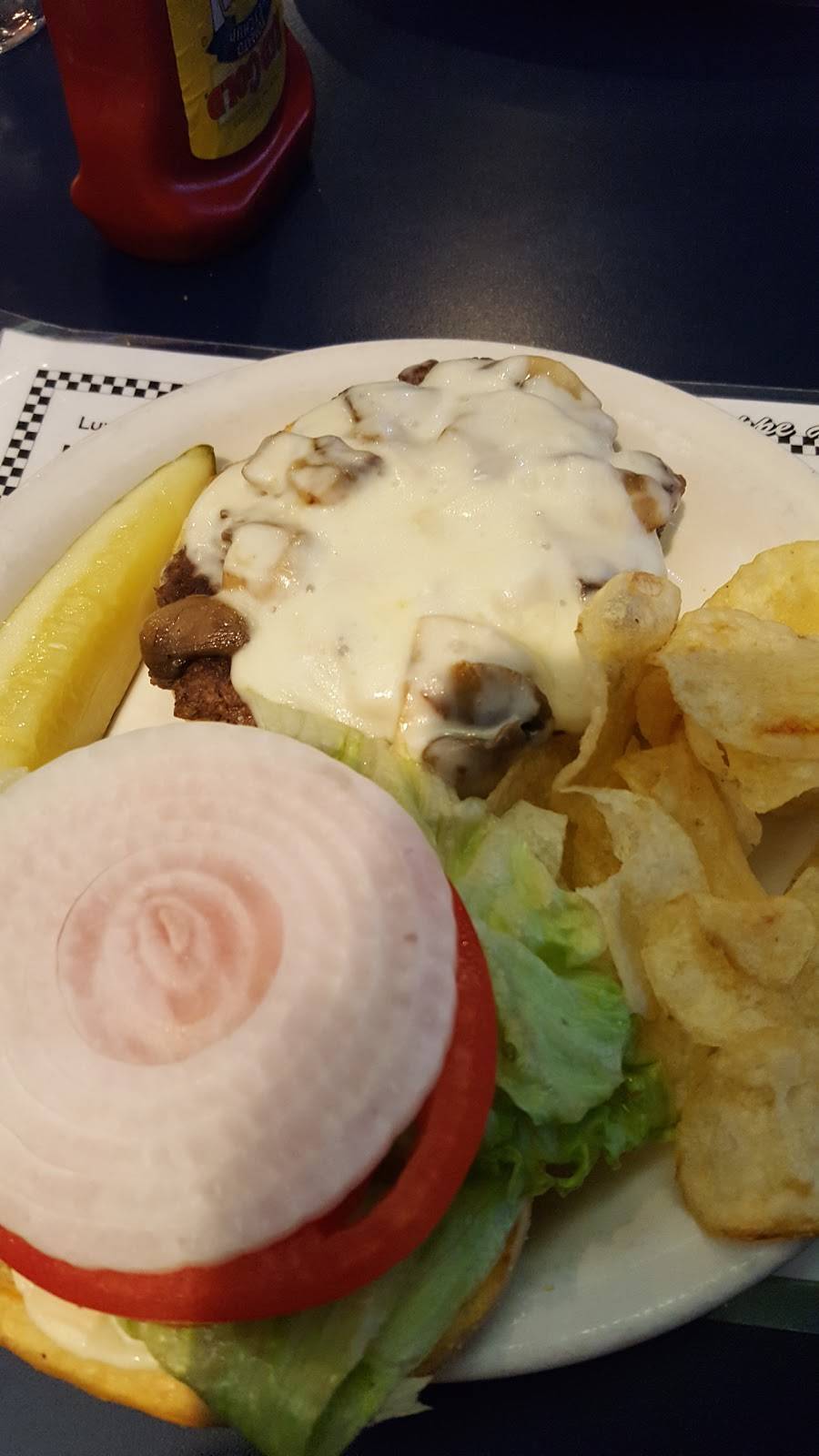 Merks Family Dining | restaurant | 5201 N Walnut St, Muncie, IN 47304, USA | 7652826375 OR +1 765-282-6375