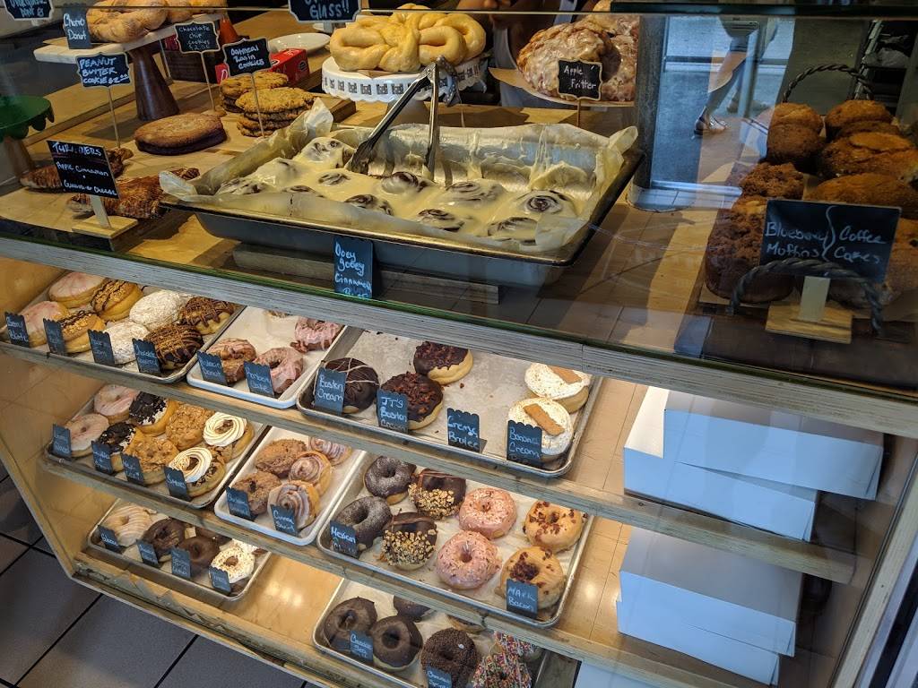 Bake Shack | bakery | 238 S Federal Hwy, Dania Beach, FL 33004, USA | 7542174235 OR +1 754-217-4235