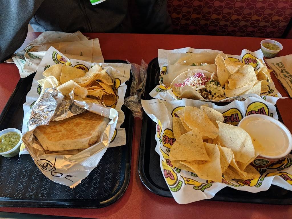 Moes Southwest Grill | restaurant | 254 Hamilton Crossing Dr, Alcoa, TN 37701, USA | 8653369140 OR +1 865-336-9140