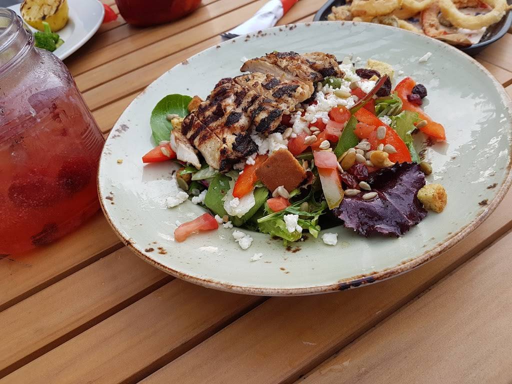 Kelseys Original Roadhouse | restaurant | 10 YMCA Dr, St. Catharines, ON L2N 7R6, Canada | 9056465200 OR +1 905-646-5200