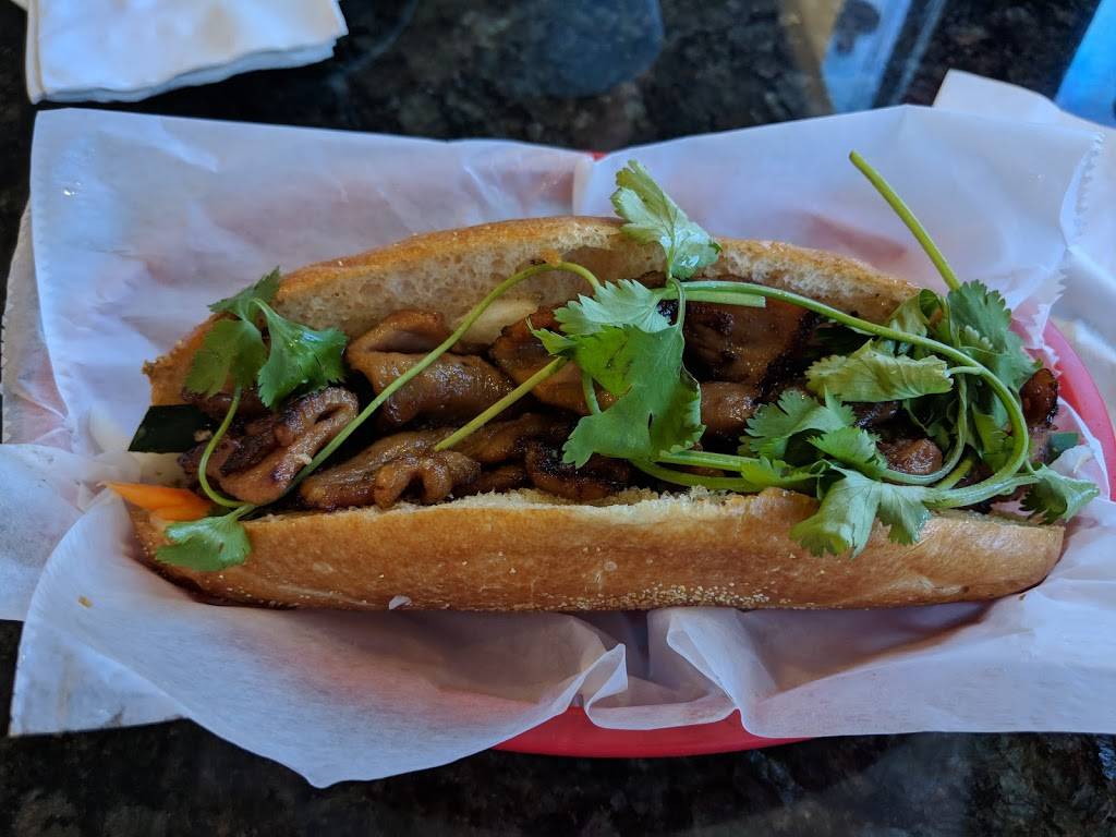 Long Phung Cafe | restaurant | 5864 Park Blvd N, Pinellas Park, FL 33781, USA | 7278009980 OR +1 727-800-9980